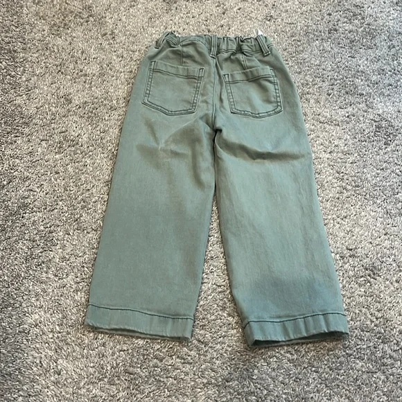 OshKosh | Sage Green Ankle Pants for Little Girls - Picture 4 of 5